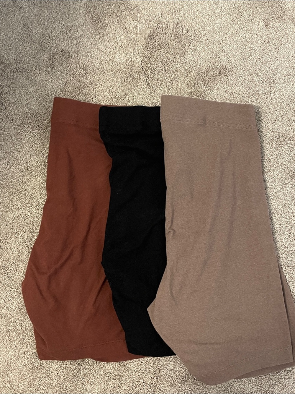 Everyday High-Rise Bike Shorts - old navy. Medium